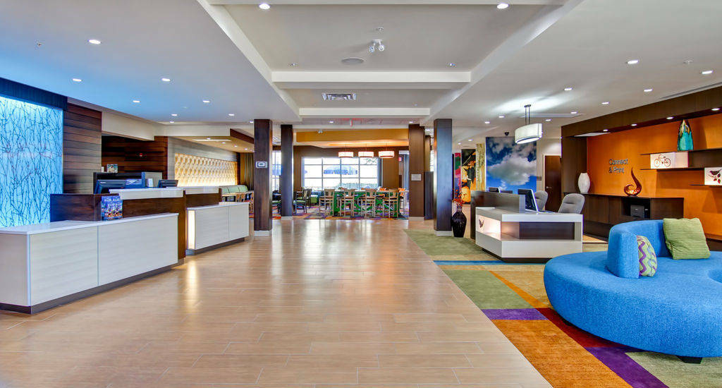 Fairfield Inn & Suites By Marriott Камлупс Экстерьер фото